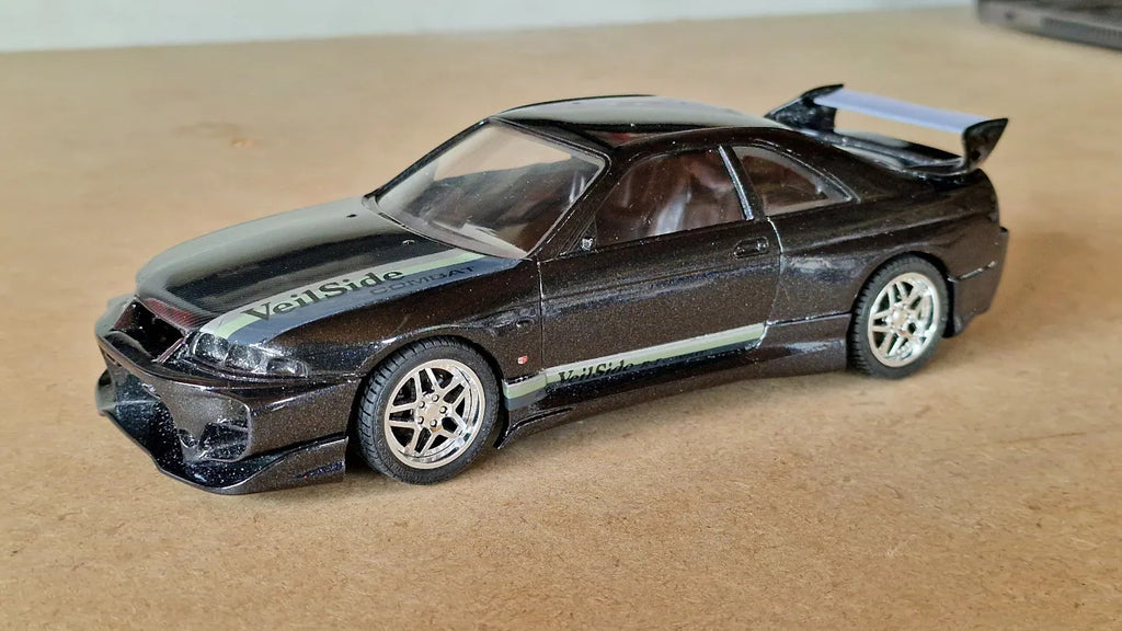 Fujimi Nissan Skyline R33 GT-R VeilSide Body Kit – 1/24 Scale