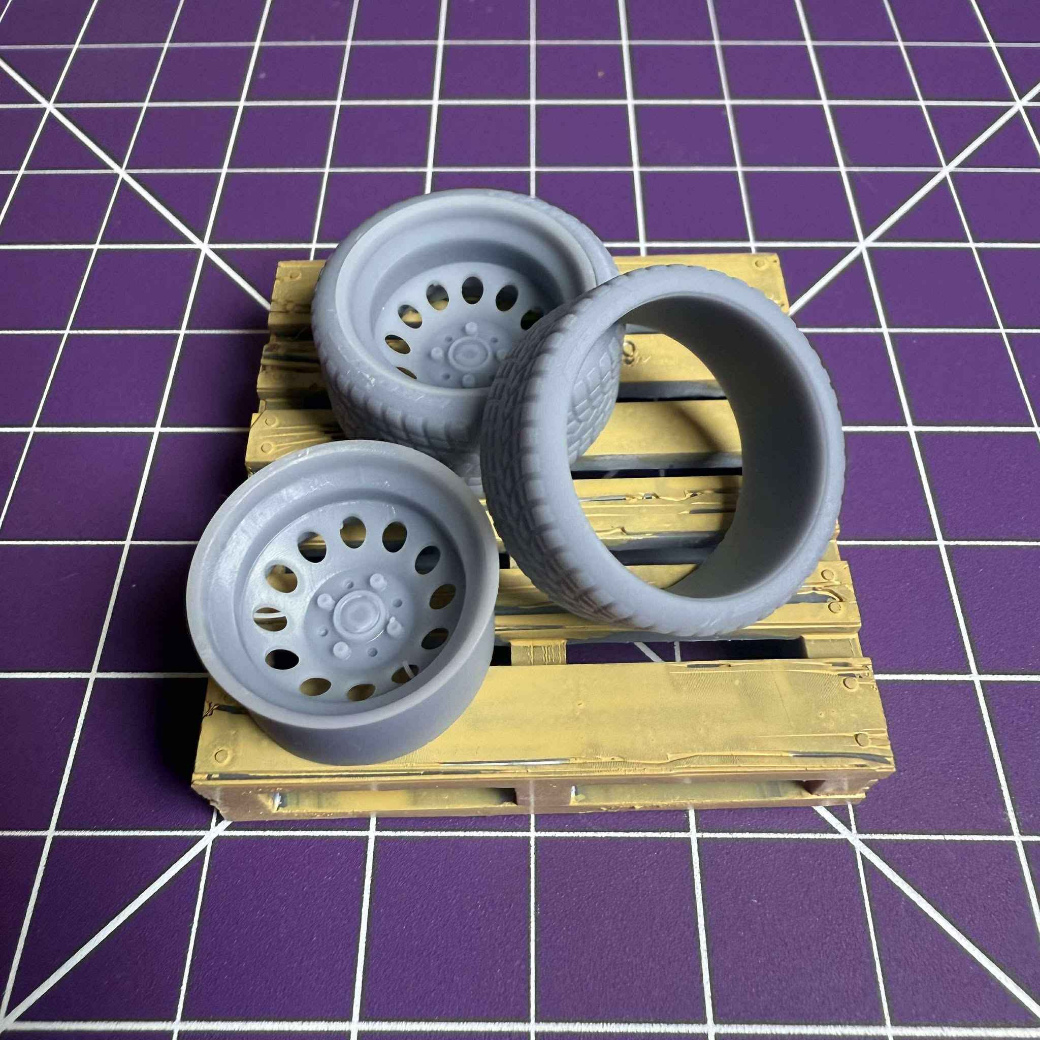 CS2 Deep Steel Wheel & Tire Set – Staggered