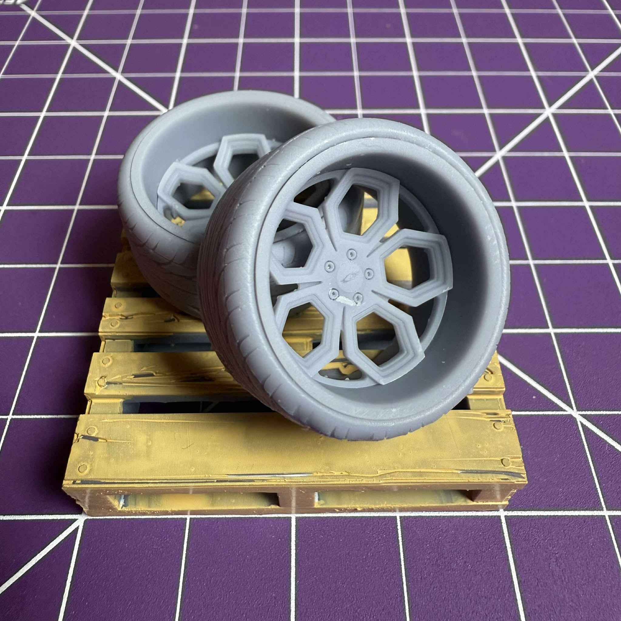 22/24" Hornet Street Wheel & Performance Tire Set