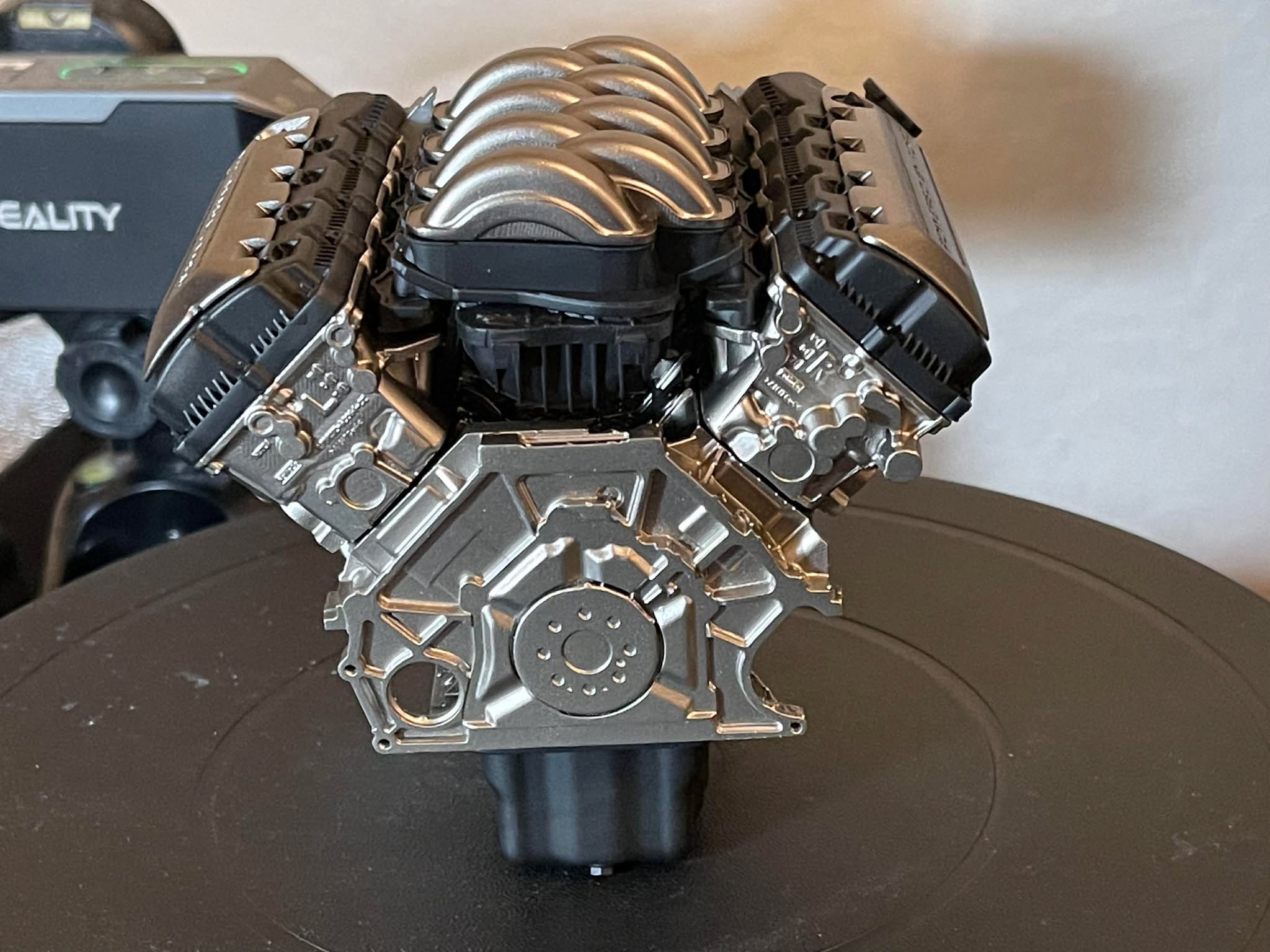 1/6 Masterworks Ford Coyote 5.0 Engine - Model Maker's Workshop