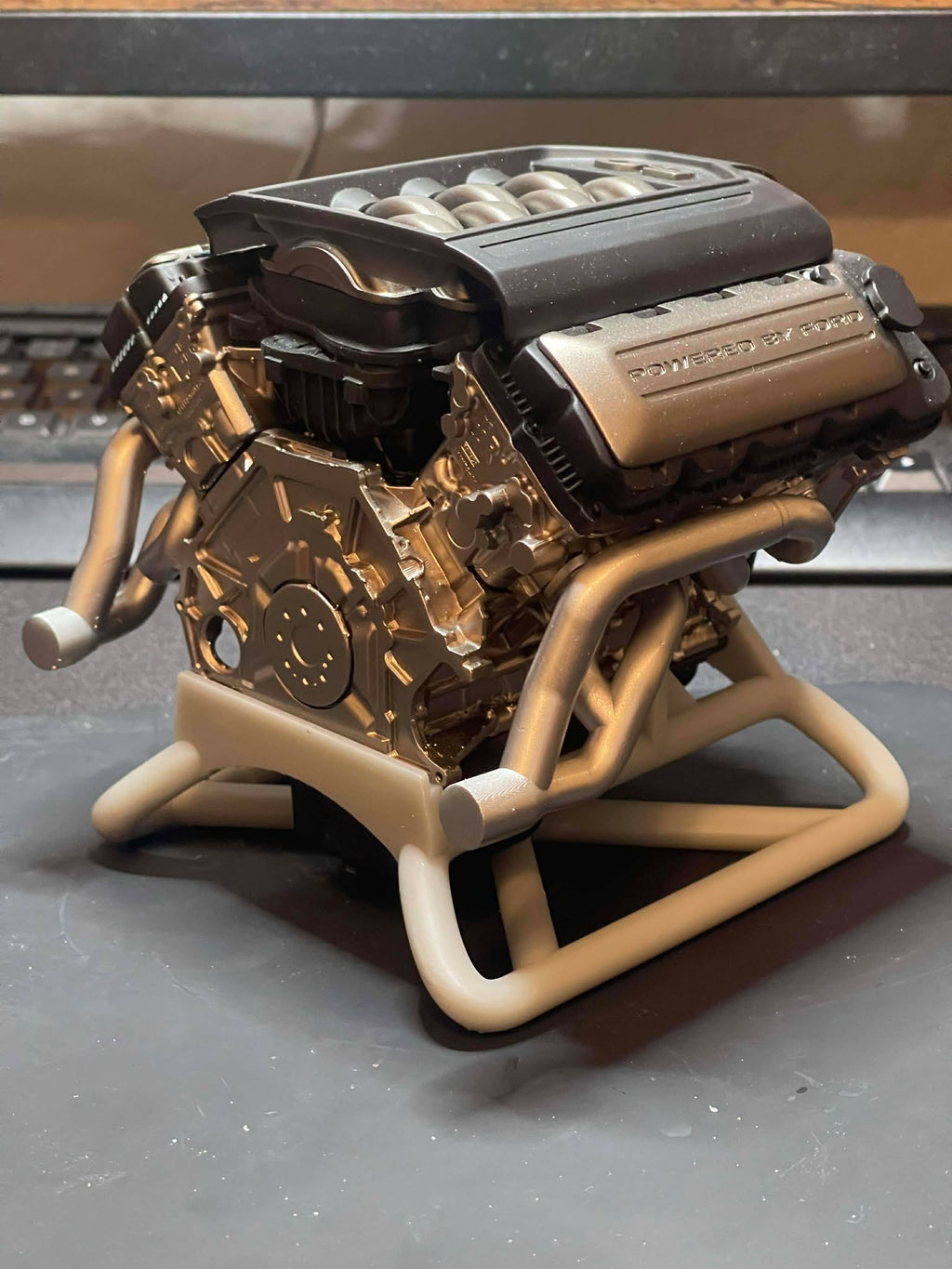 1/6 Masterworks Ford Coyote 5.0 Engine - Model Maker's Workshop