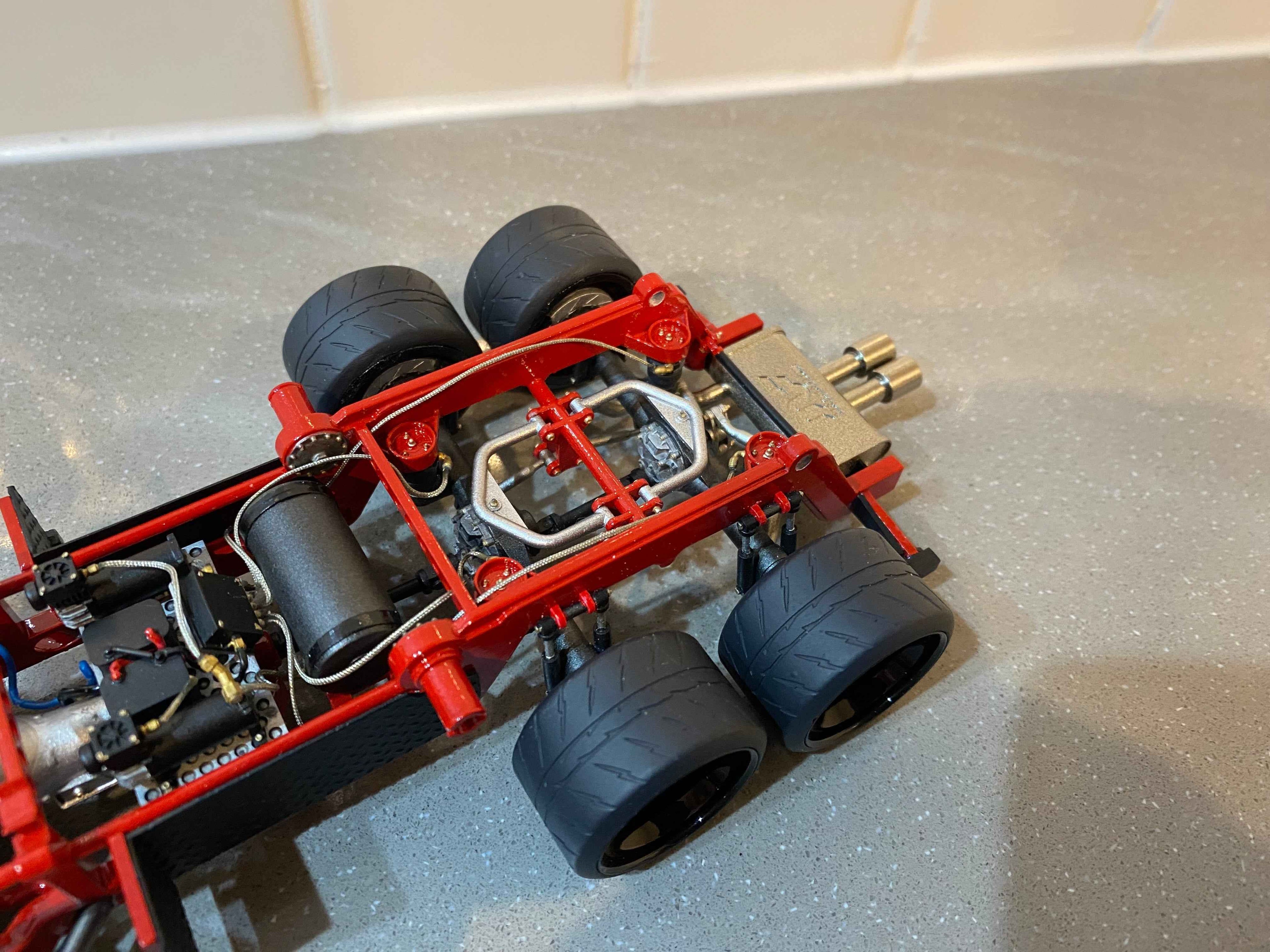 6×6 Adjustable Bagged Truck Chassis – 1/25 Scale