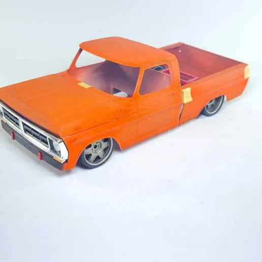 Moebius '69 Ford F100 Short Bed Bagged Chassis